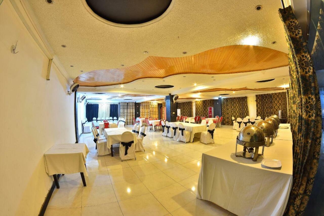 Ballagio Isb Hotel Islamabad Exterior photo